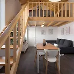 Host Wise - Stylish Duplex House - Terrace & River View Διαμέρισμα