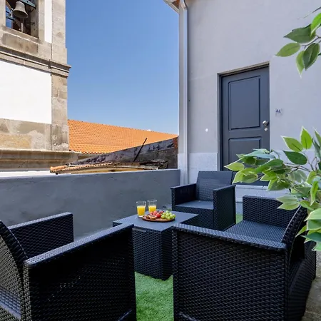 Host Wise - Stylish Duplex House - Terrace & River View Daire *