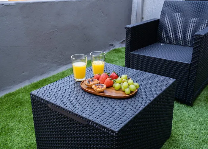 Host Wise - Stylish Duplex House - Terrace & River View * Vila Nova de Gaia