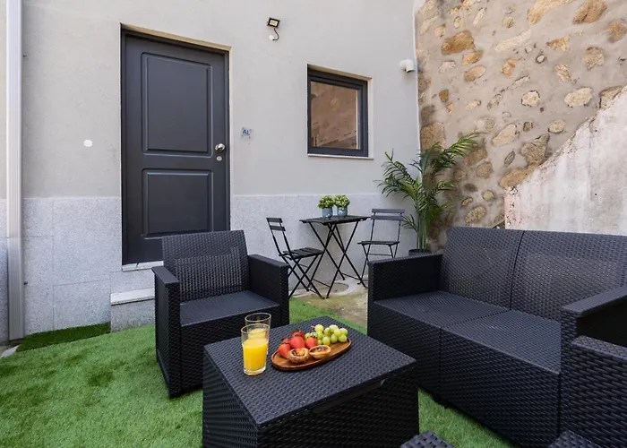 Host Wise - Stylish Duplex House - Terrace & River View Lejlighed Vila Nova de Gaia